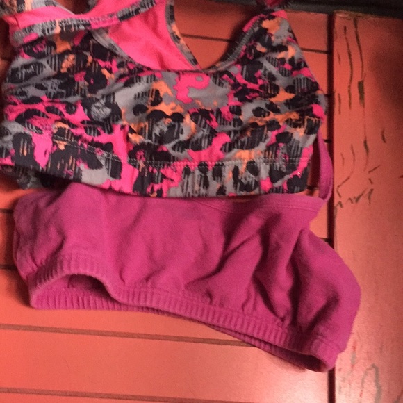 Bras - Picture 5 of 6